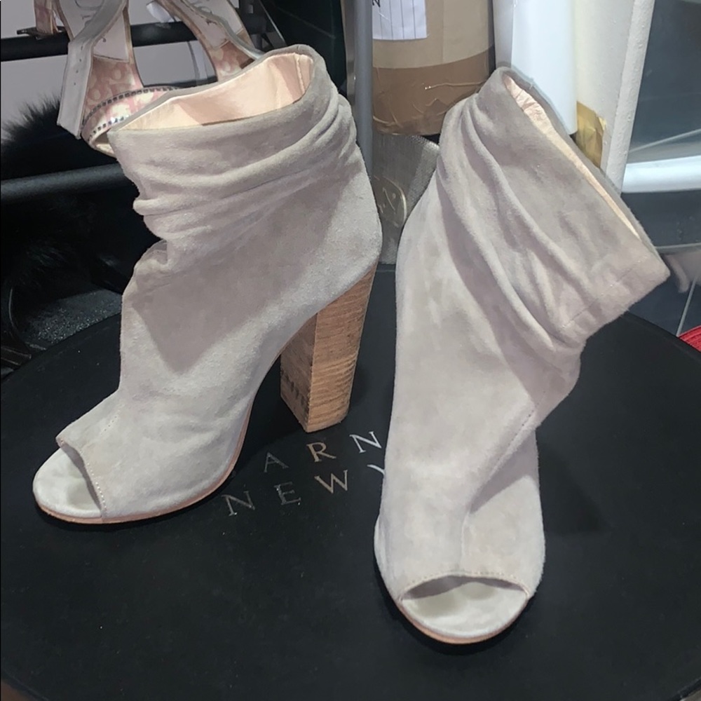 Chinese Laundry By Kristen Calivari Ankle Booties